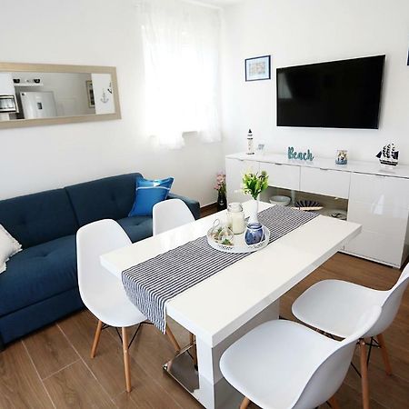 Apartments Romarin Supetar Eksteriør billede